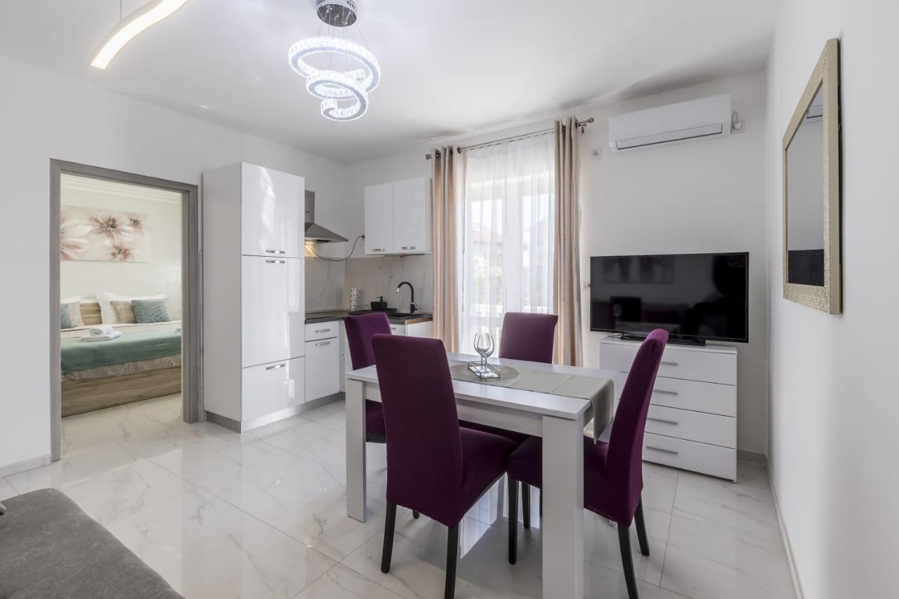 Royal Rose Gold Apartment Vodice Exterior photo