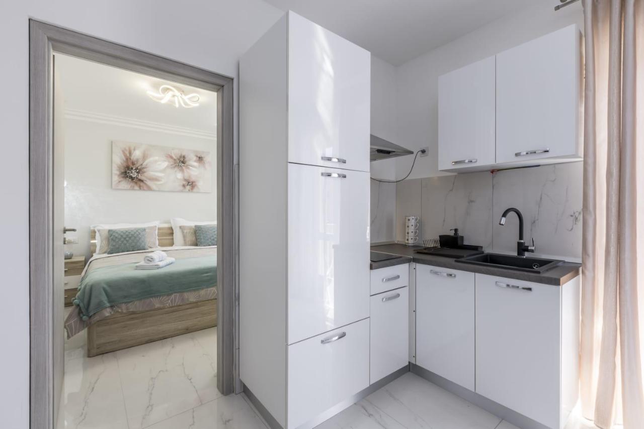 Royal Rose Gold Apartment Vodice Exterior photo